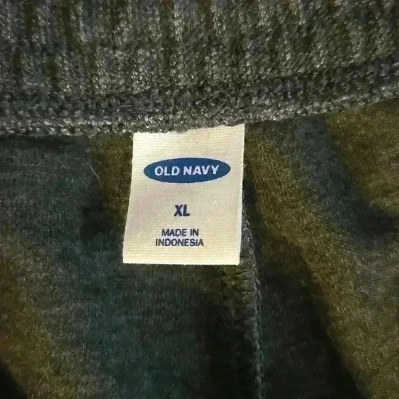 Grey Old Navy Sweater Short - Picture 3 of 3